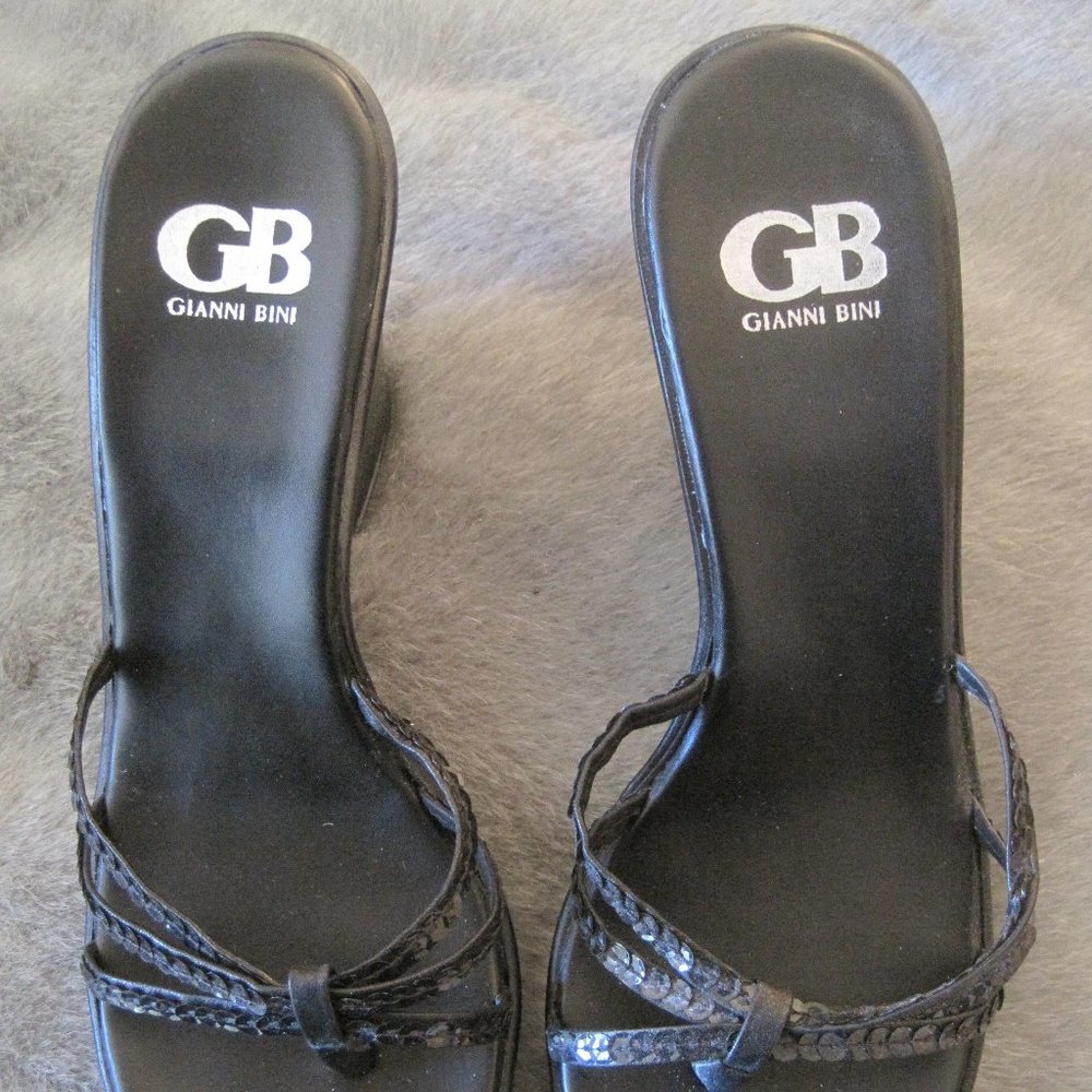 GIANNI BINI BLACK SEQUIN STRAPPY WEDGE HEELS 9.5 - Picture 2 of 6